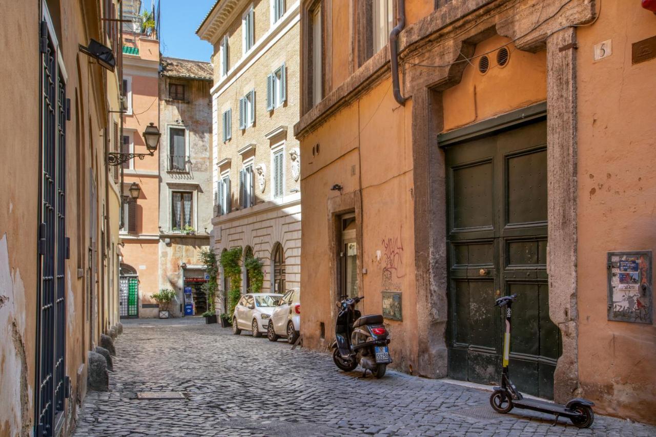 Pensión The Right Place 4u Navona Luxury 5*