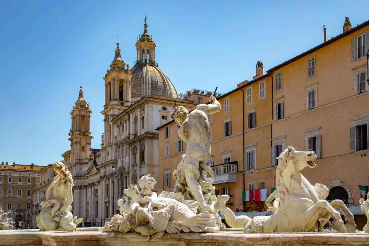 The Right Place 4u Navona Luxury