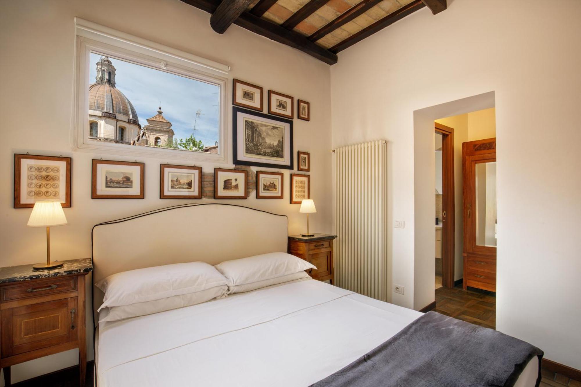 The Right Place 4u Navona Luxury Pensión 5*