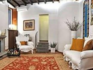 The Right Place 4u Navona Luxury Pensión 5*